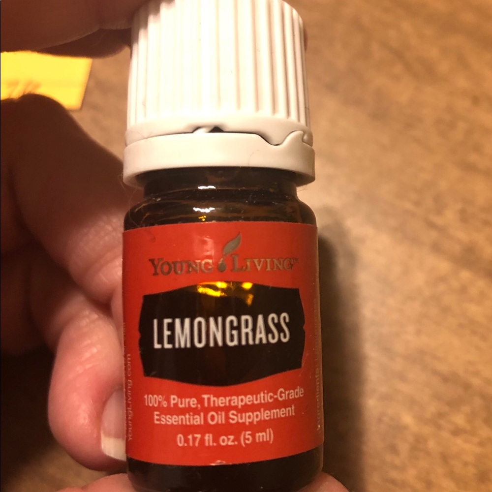 Young Living Lemongrass EO